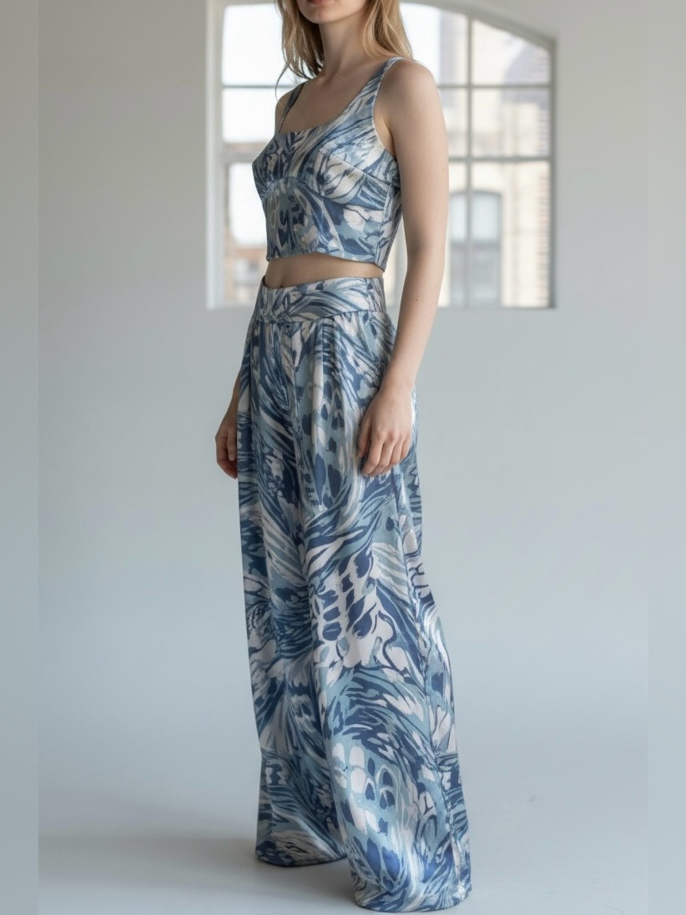 NWT House of Harlow 1960 Satin Set Corset Top Wide Leg Pants Blue White Swirl Sm